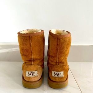 UGG Boots - Girls Size 2 (EU 32)